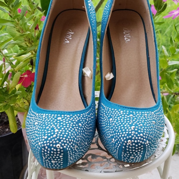 💥Dots sexy pumps.size 7. ...4 1/2" - Picture 2 of 8